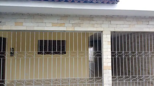 Foto 2 de Casa com 3 Quartos à venda, 100m² em Bancários, João Pessoa