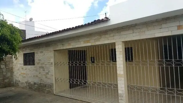 Foto 3 de Casa com 3 Quartos à venda, 100m² em Bancários, João Pessoa