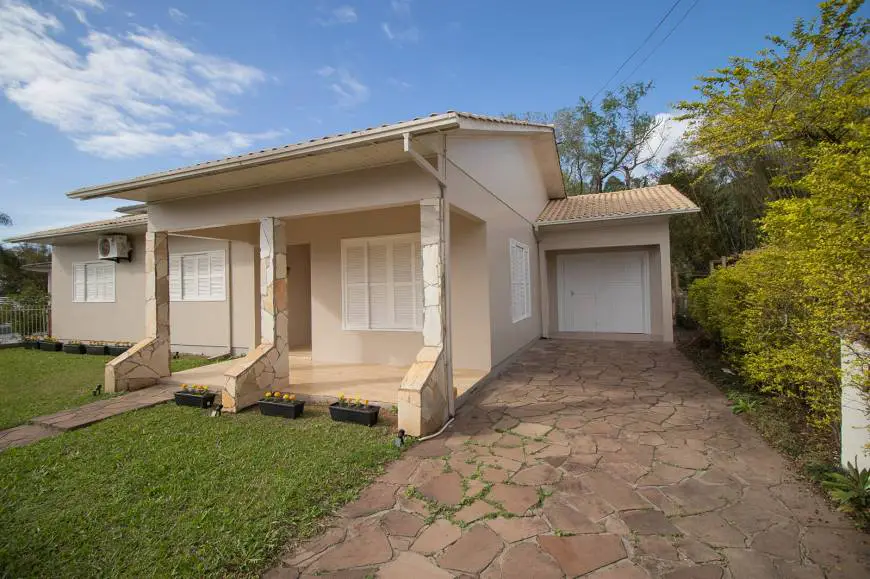 Foto 1 de Casa com 3 Quartos à venda, 178m² em Centro, Praia Grande
