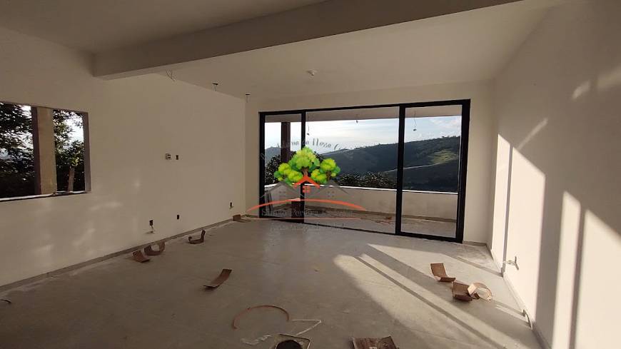 Foto 4 de Casa com 3 Quartos à venda, 750m² em Centro, Simão Pereira