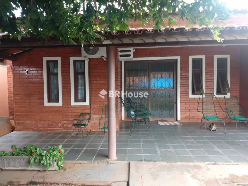 Foto 2 de Casa com 3 Quartos à venda, 166m² em CPA II, Cuiabá