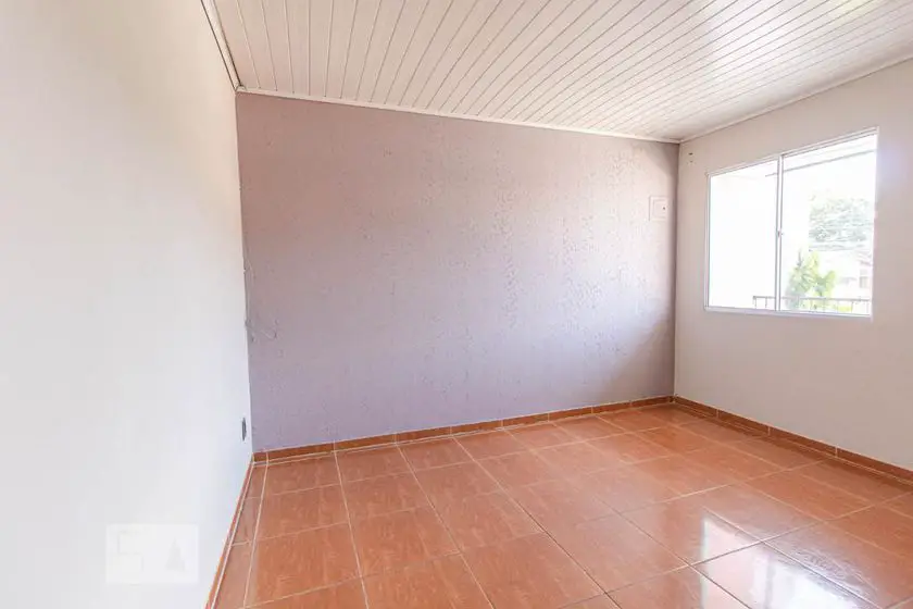 Foto 1 de Casa com 3 Quartos para alugar, 150m² em Fazendinha, Curitiba