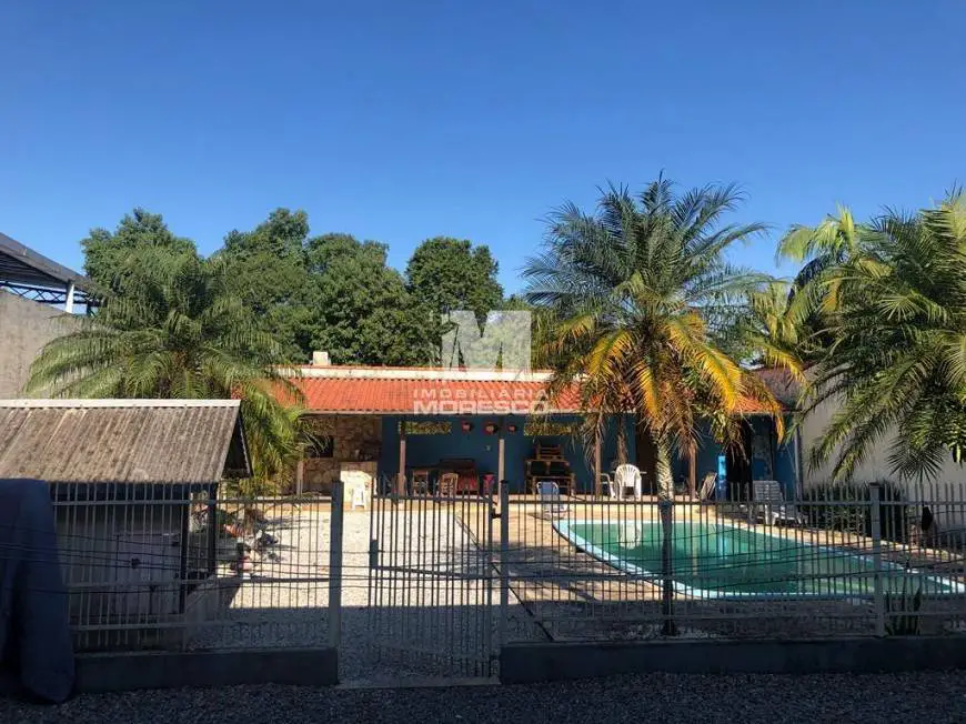 Foto 2 de Casa com 3 Quartos à venda, 332m² em Guarani, Brusque