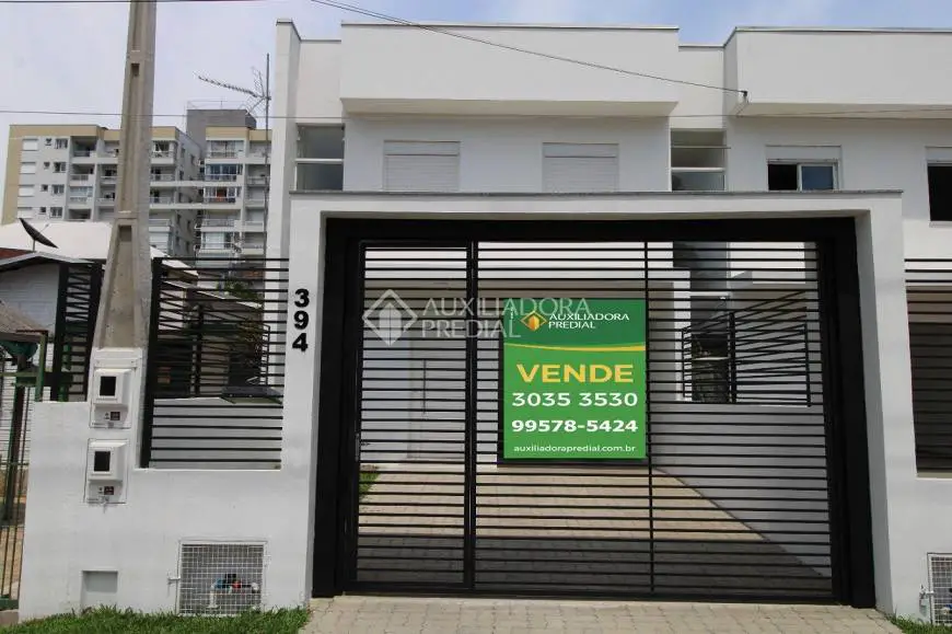 Foto 2 de Casa com 3 Quartos à venda, 110m² em Guarani, Novo Hamburgo