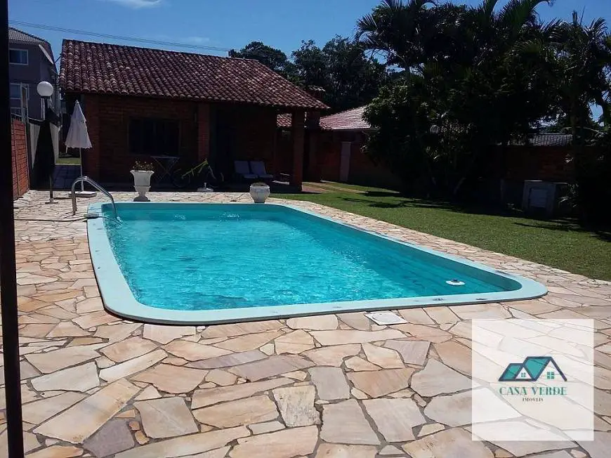 Foto 1 de Casa com 3 Quartos para alugar, 177m² em Ingleses do Rio Vermelho, Florianópolis