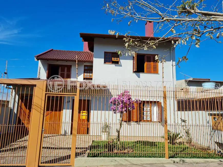 Foto 1 de Casa com 3 Quartos à venda, 204m² em Jardim Carvalho, Porto Alegre