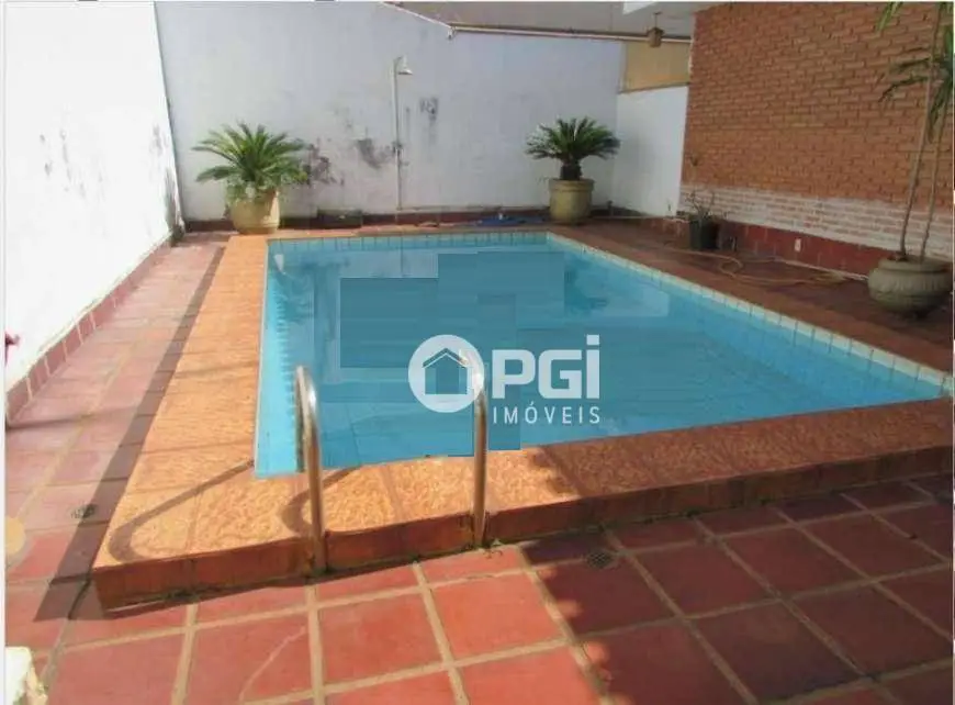 Foto 1 de Casa com 3 Quartos para alugar, 393m² em Jardim Irajá, Ribeirão Preto