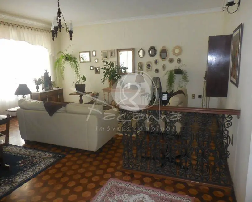 Foto 1 de Casa com 3 Quartos à venda, 269m² em Jardim Leonor, Campinas