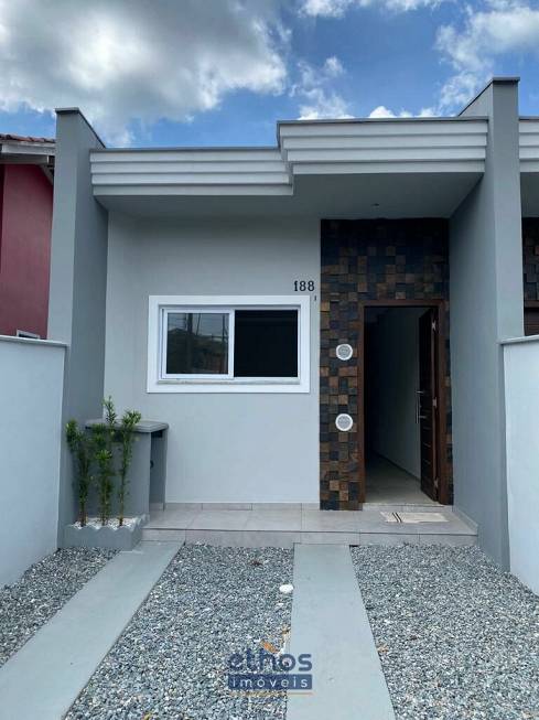 Foto 3 de Casa com 3 Quartos à venda, 67m² em Jarivatuba, Joinville