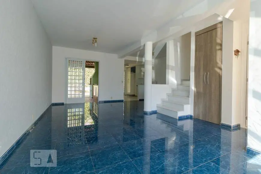 Foto 1 de Casa com 3 Quartos para alugar, 115m² em Mansões Santo Antônio, Campinas