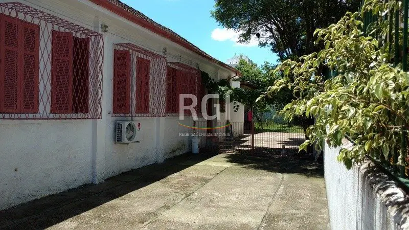 Foto 4 de Casa com 3 Quartos à venda, 288m² em Medianeira, Porto Alegre