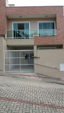 Foto 2 de Casa com 3 Quartos à venda, 115m² em Nova Esperanca, Balneário Camboriú
