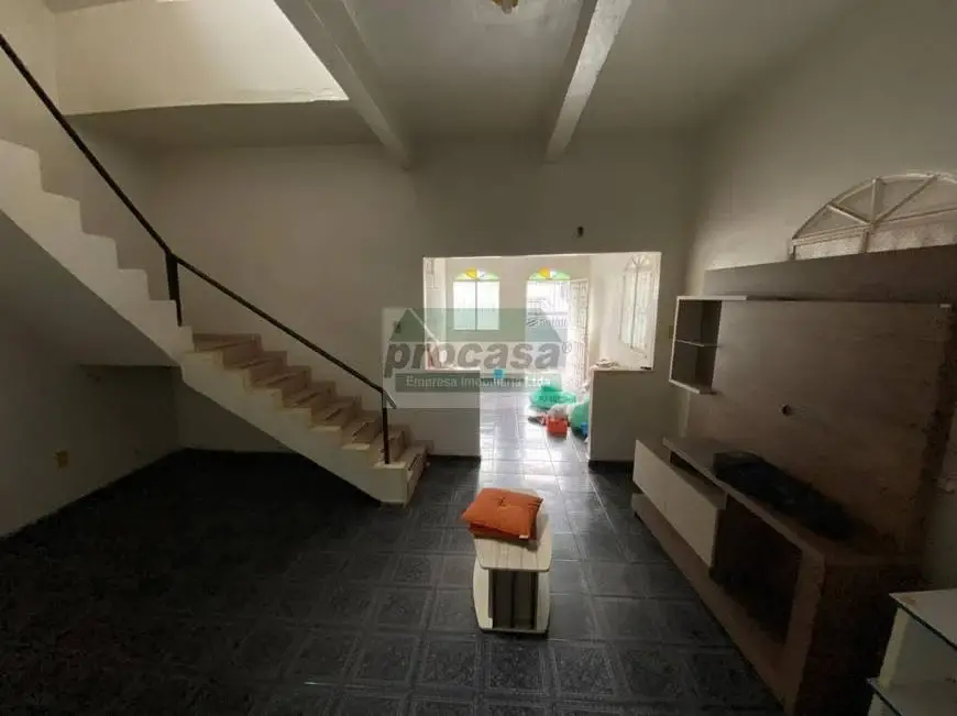 Foto 1 de Casa com 3 Quartos à venda, 250m² em Nova Esperança, Manaus