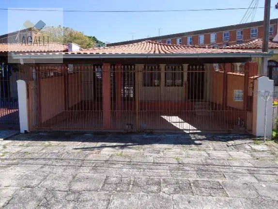 Foto 1 de Casa com 3 Quartos à venda, 180m² em Novo Mundo, Curitiba