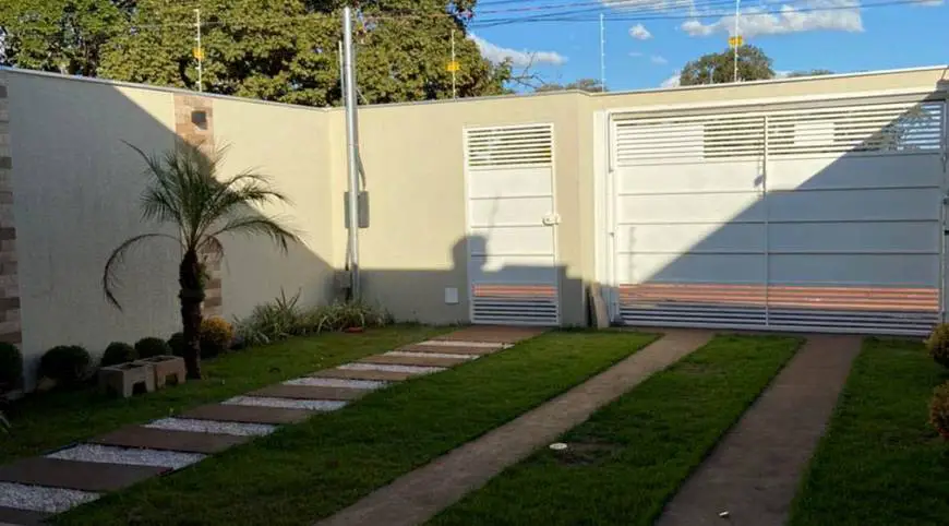 Foto 1 de Casa com 3 Quartos à venda, 127m² em Parque Residencial Rita Vieira, Campo Grande