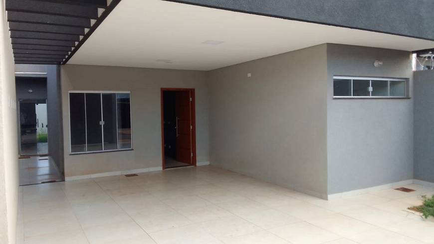 Foto 1 de Casa com 3 Quartos à venda, 177m² em Parque Residencial Rita Vieira, Campo Grande