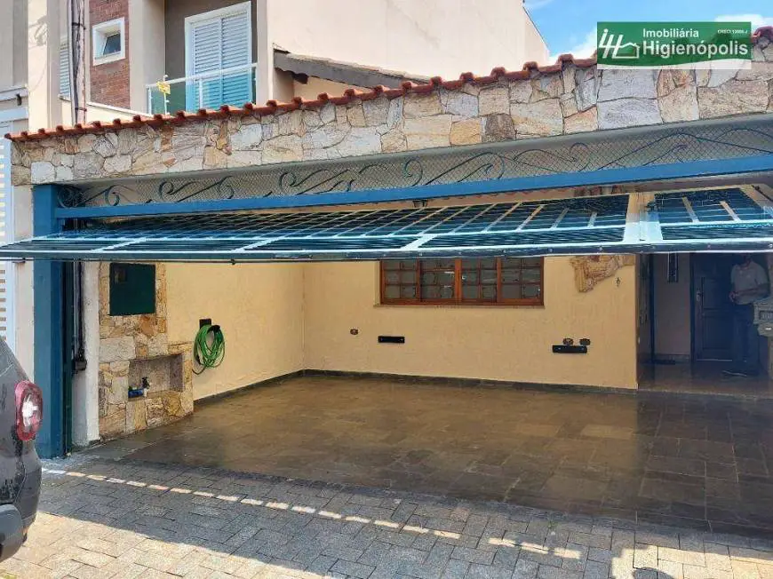 Foto 1 de Casa com 3 Quartos para alugar, 138m² em Pinheirinho, Santo André