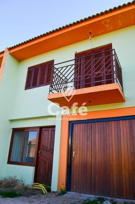 Foto 1 de Casa com 3 Quartos para venda ou aluguel, 109m² em Pinheiro Machado, Santa Maria