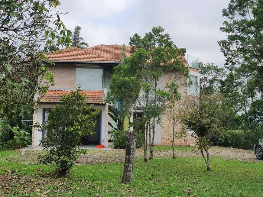 Foto 3 de Casa com 3 Quartos à venda, 340m² em Pirabeiraba, Joinville