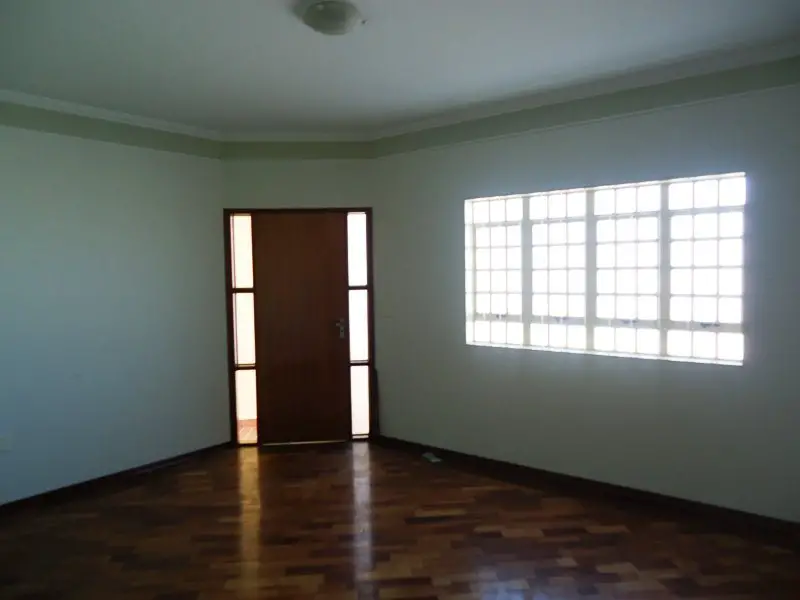 Foto 2 de Casa com 3 Quartos para alugar, 174m² em Portal do Sol, São Carlos