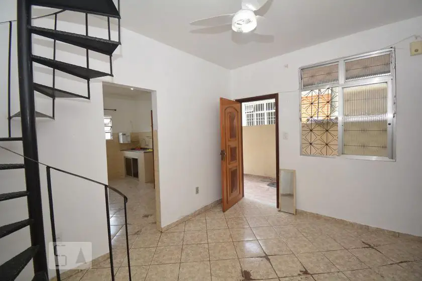 Foto 1 de Casa com 3 Quartos para alugar, 80m² em Quintino Bocaiúva, Rio de Janeiro