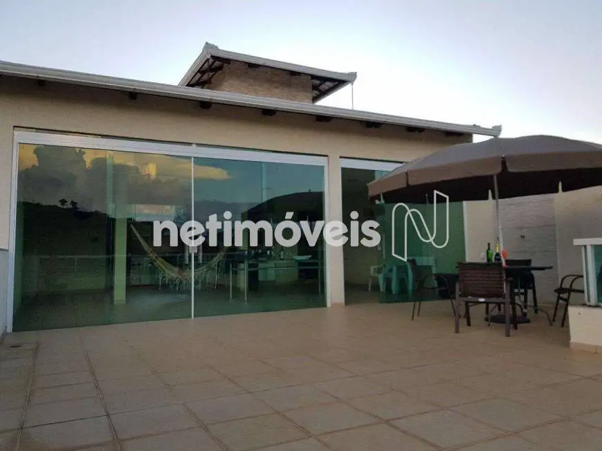 Foto 1 de Casa com 3 Quartos à venda, 540m² em Renascer, Betim
