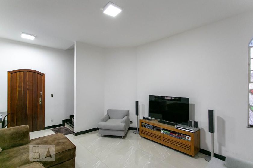 Foto 3 de Casa com 3 Quartos para alugar, 360m² em Santa Branca, Belo Horizonte