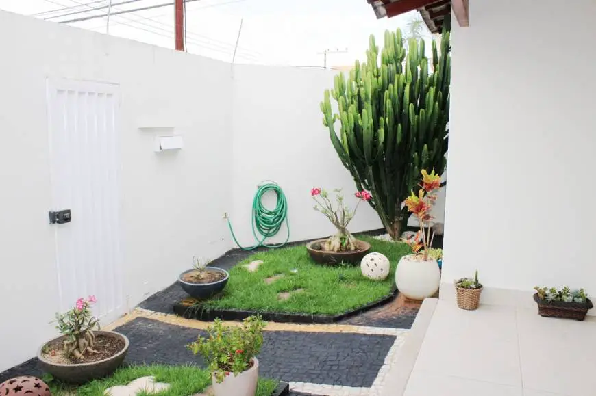 Foto 4 de Casa com 3 Quartos à venda, 200m² em Saraiva, Uberlândia