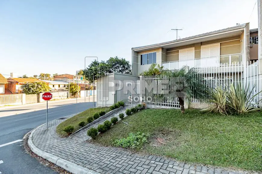 Foto 1 de Casa com 3 Quartos à venda, 199m² em Tarumã, Curitiba