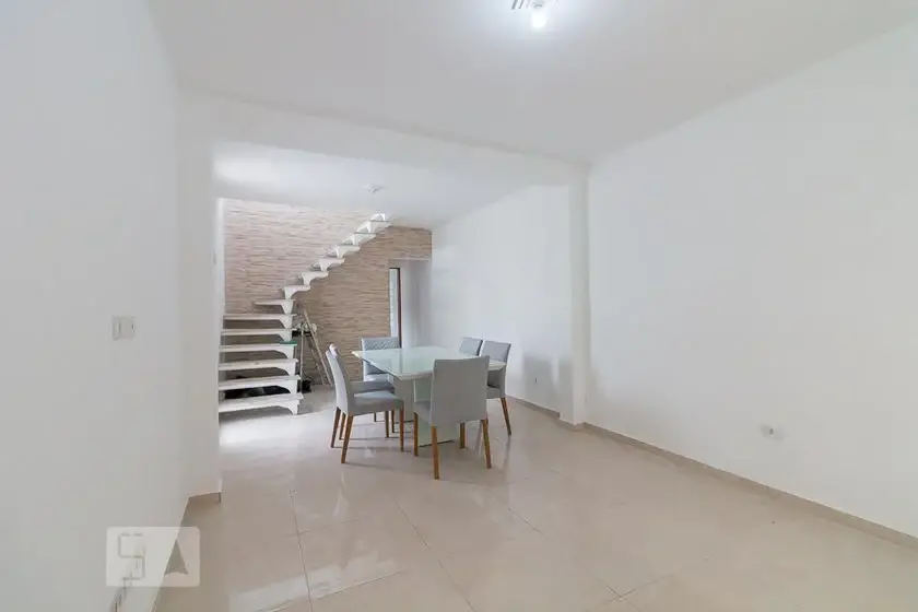 Foto 1 de Casa com 3 Quartos para alugar, 180m² em Vila Barros, Guarulhos
