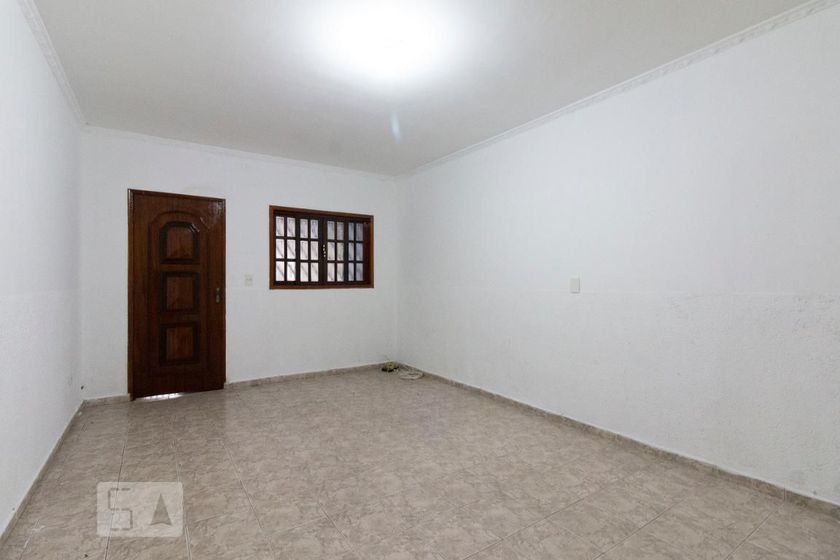 Foto 3 de Casa com 3 Quartos para alugar, 200m² em Vila Jacuí, São Paulo