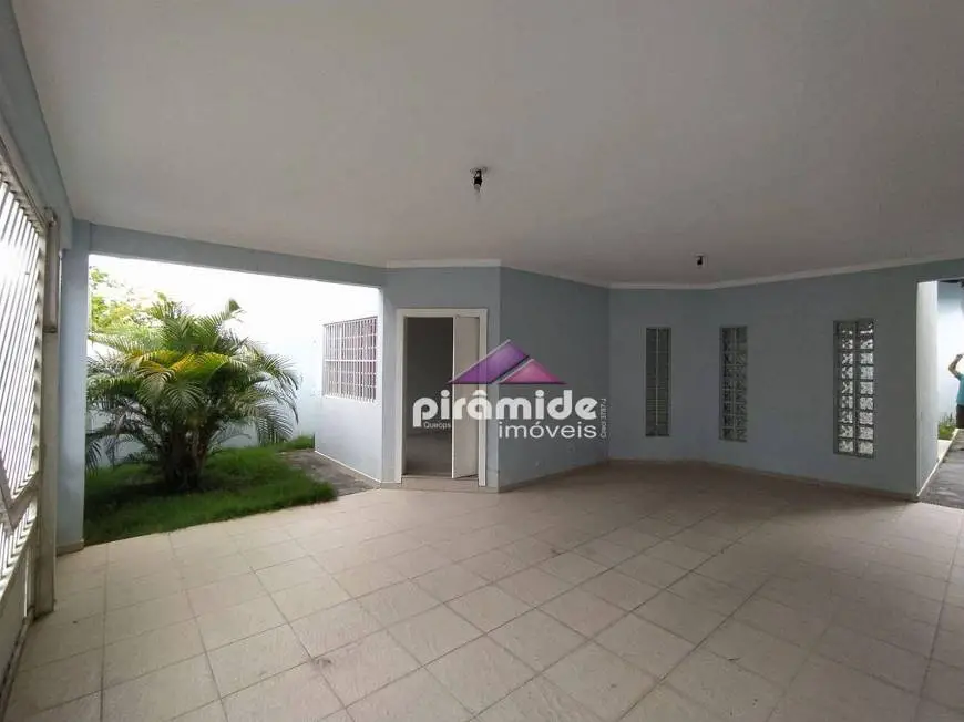 Foto 1 de Casa com 3 Quartos para alugar, 170m² em Villa Branca, Jacareí