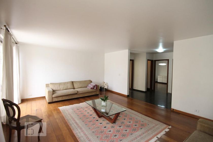 Foto 4 de Casa com 4 Quartos para alugar, 400m² em Aclimação, São Paulo