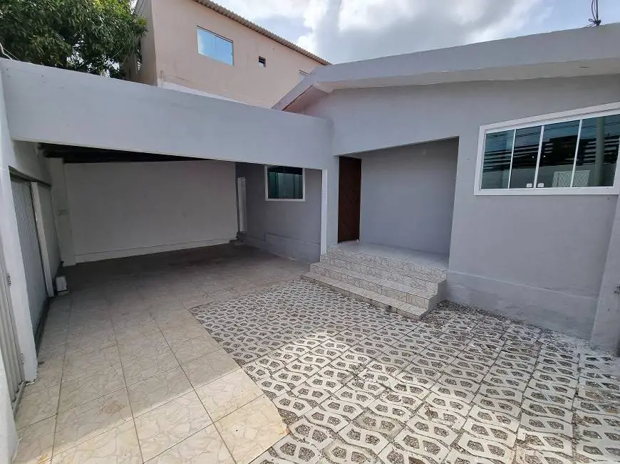 Foto 2 de Casa com 4 Quartos à venda, 140m² em Capim Macio, Natal