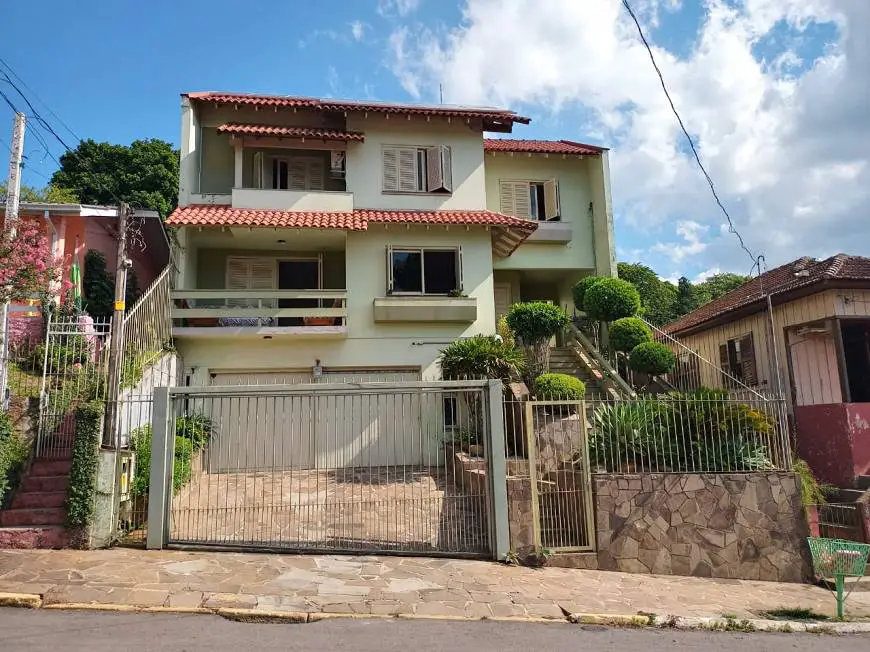 Foto 1 de Casa com 4 Quartos à venda, 248m² em Centro, Igrejinha