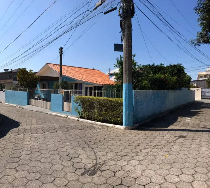Foto 1 de Casa com 4 Quartos à venda, 171m² em Ingleses do Rio Vermelho, Florianópolis