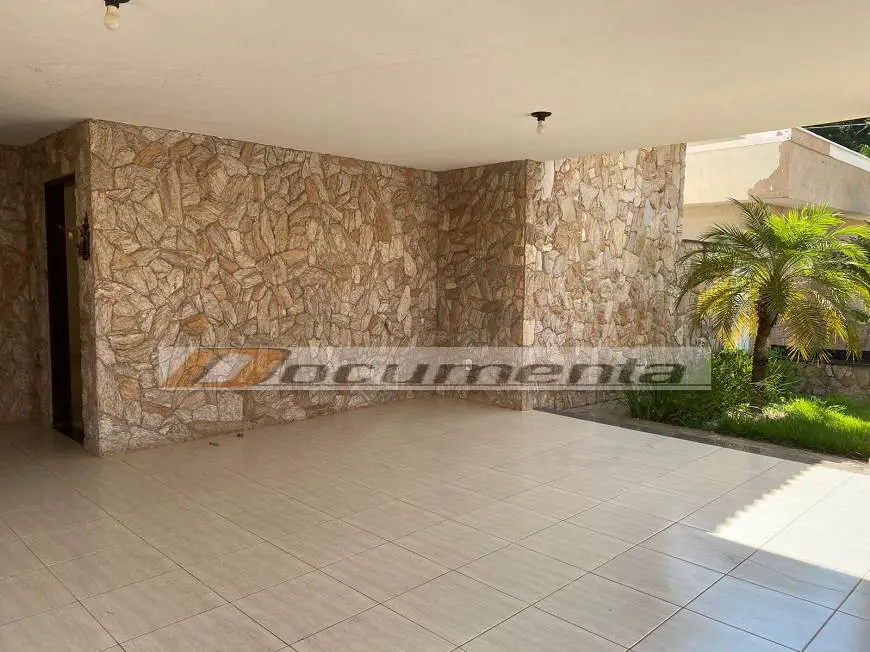 Foto 1 de Casa com 4 Quartos para alugar, 250m² em Ipanema, Araçatuba