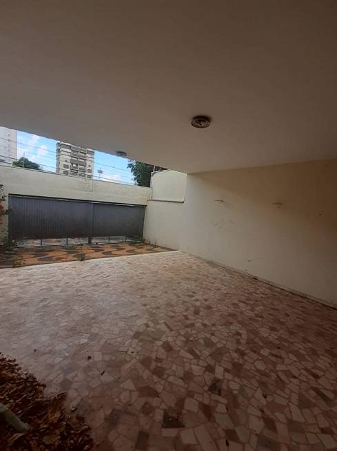 Foto 2 de Casa com 4 Quartos para alugar, 212m² em Jardim Brasil, Bauru