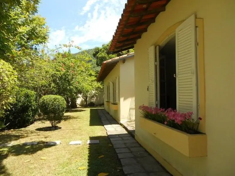 Foto 1 de Casa com 4 Quartos à venda, 280m² em Maralegre, Niterói