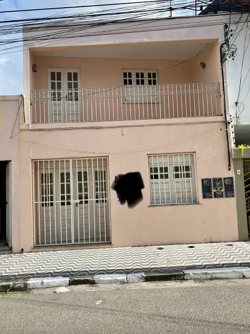 Foto 1 de Casa com 4 Quartos para alugar, 150m² em Ponto Central, Feira de Santana
