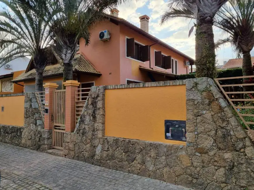 Foto 1 de Casa com 4 Quartos à venda, 237m² em Santa Mônica, Florianópolis