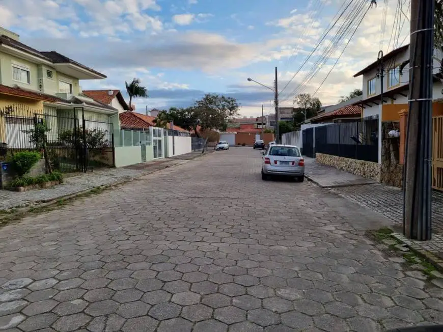 Foto 2 de Casa com 4 Quartos à venda, 237m² em Santa Mônica, Florianópolis