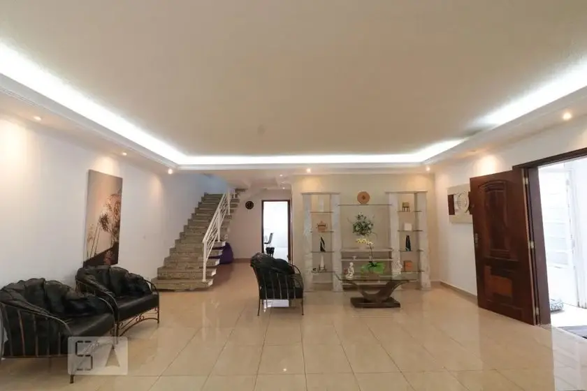 Foto 3 de Casa com 4 Quartos para alugar, 400m² em Vila Carrão, São Paulo