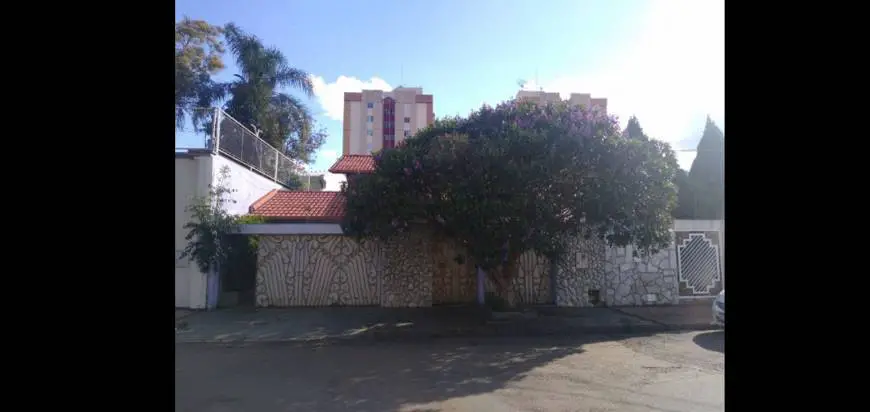 Foto 1 de Casa com 4 Quartos para alugar, 250m² em Vila Santa Maria de Nazareth, Anápolis