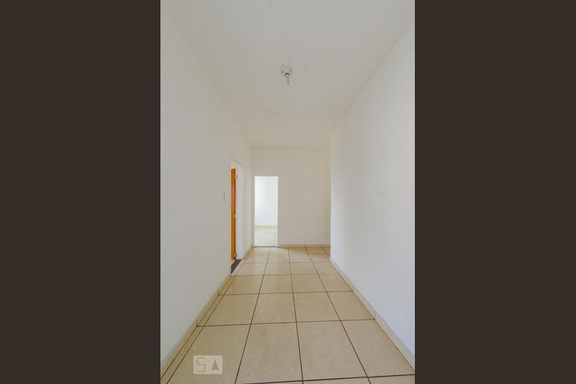 Foto 4 de Casa com 5 Quartos para alugar, 200m² em Carlos Prates, Belo Horizonte