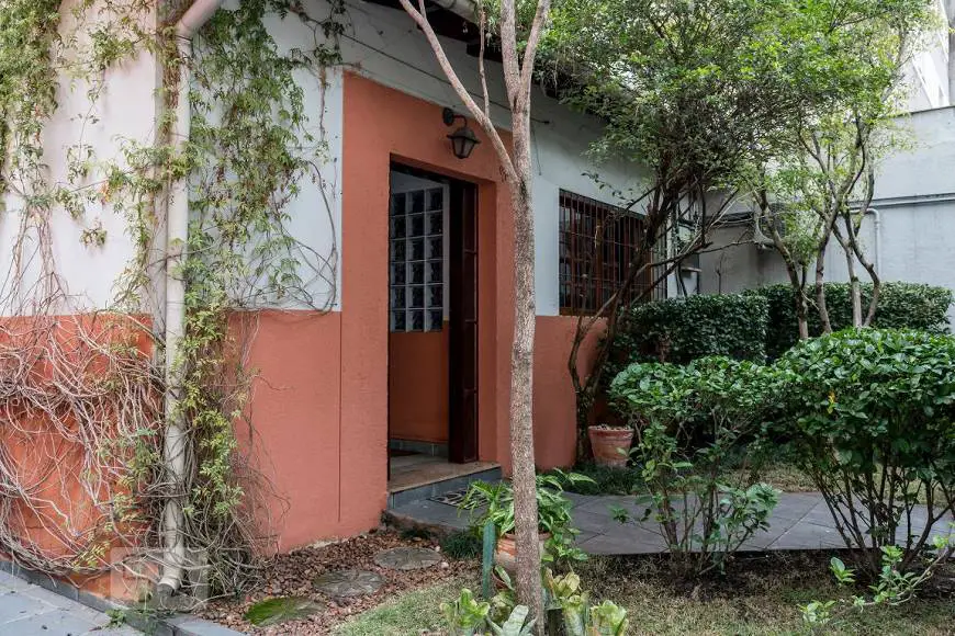 Foto 2 de Casa com 5 Quartos para alugar, 200m² em Vila Madalena, São Paulo