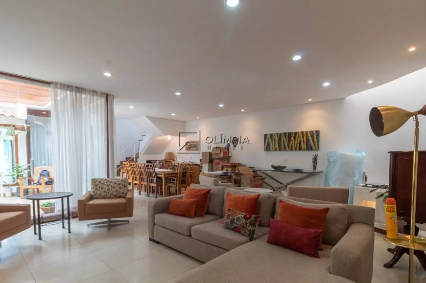 Foto 2 de Casa com 5 Quartos para alugar, 176m² em Vila Mariana, São Paulo