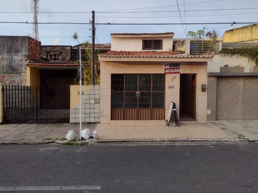 Foto 1 de Casa com 6 Quartos à venda, 150m² em Levada, Maceió