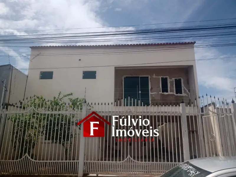 Foto 1 de Casa com 6 Quartos à venda, 250m² em Recanto das Emas, Brasília