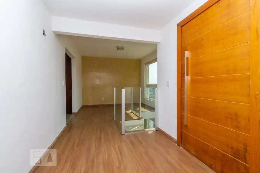 Foto 1 de Casa com 6 Quartos para alugar, 360m² em Santa Lúcia, Belo Horizonte